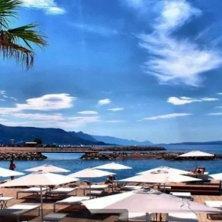 Amber S Podzemnom Garazom * Split